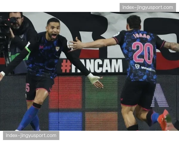 塞维利亚2-2战平巴列卡诺,联赛五轮不败 塞维利亚2-2战平巴列卡诺,联赛五轮不败